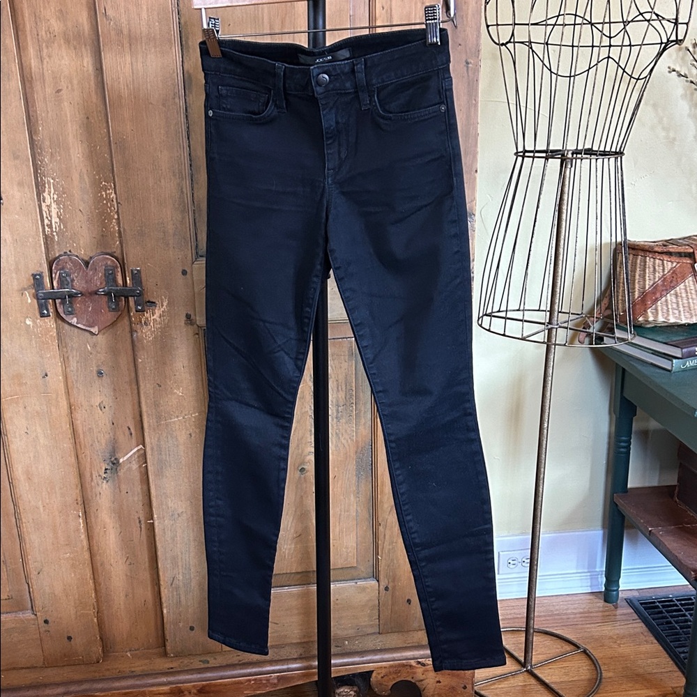 Joe’s Classic Black Skinny Jeans
